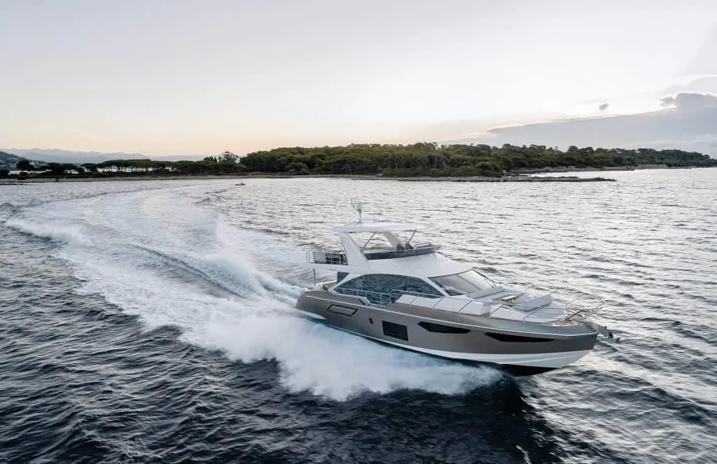 Azimut 60 Fly